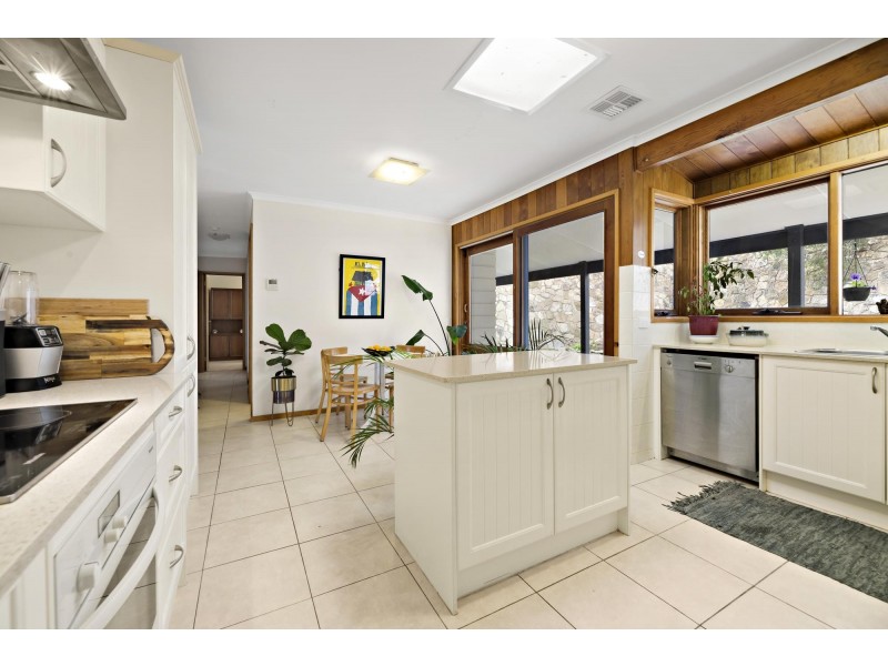 16 Adamson Crescent, Wanniassa ACT 2903