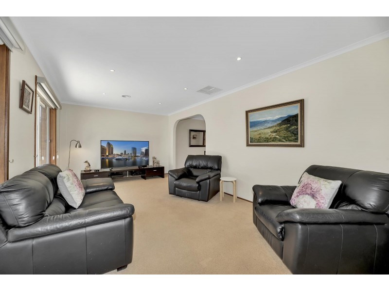 100 Barr Smith Avenue, Bonython ACT 2905