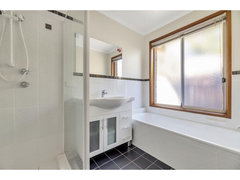 100 Barr Smith Avenue, Bonython ACT 2905