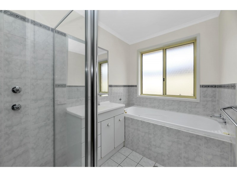 12 Polwarth Circuit, Dunlop ACT 2615