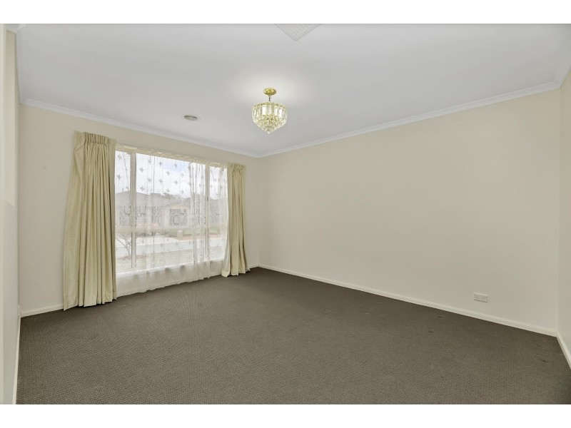 12 Polwarth Circuit, Dunlop ACT 2615