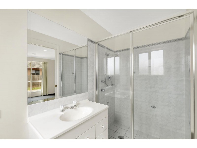 12 Polwarth Circuit, Dunlop ACT 2615