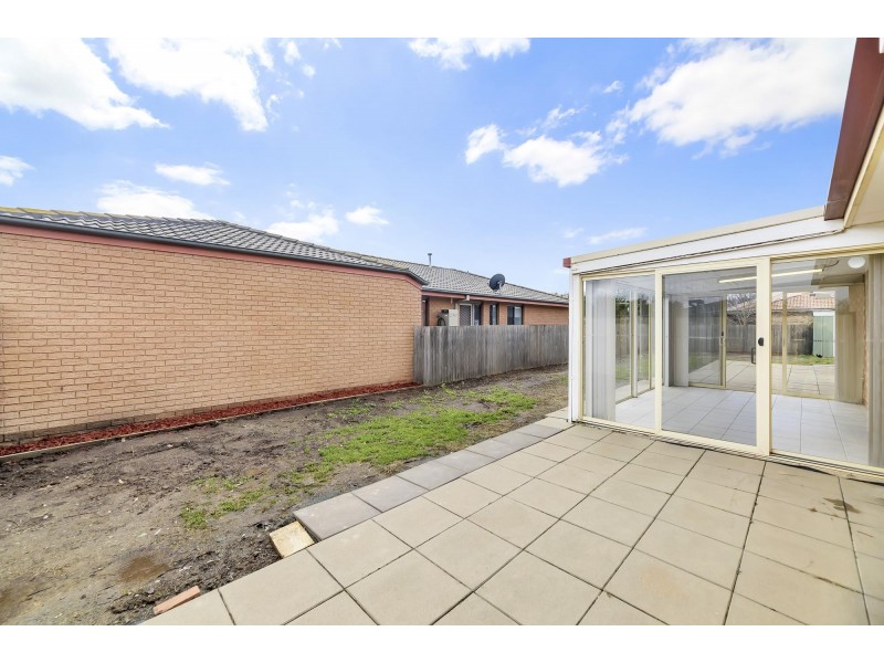 12 Polwarth Circuit, Dunlop ACT 2615