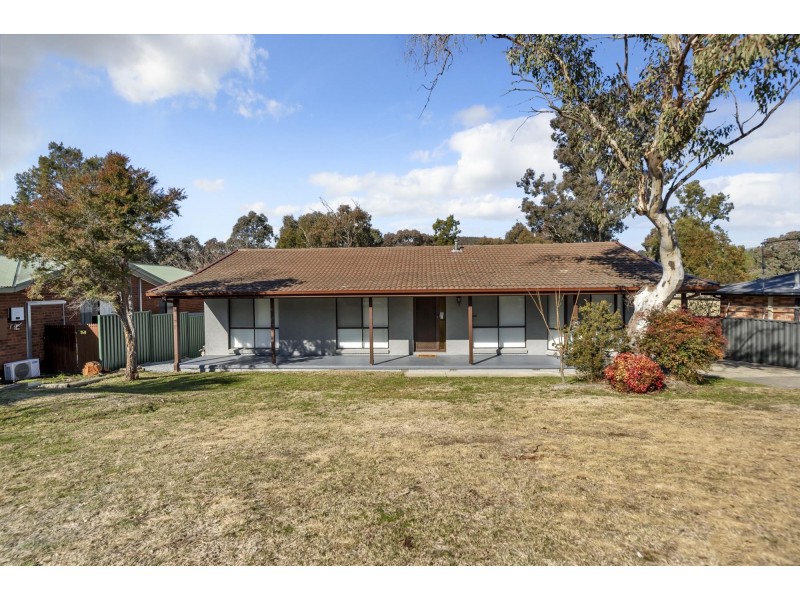 94 Enid Lorimer Circuit, Chisholm ACT 2905