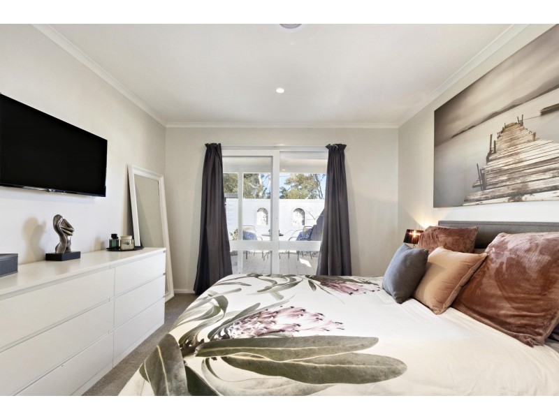 63 Bugden Avenue, Gowrie ACT 2904