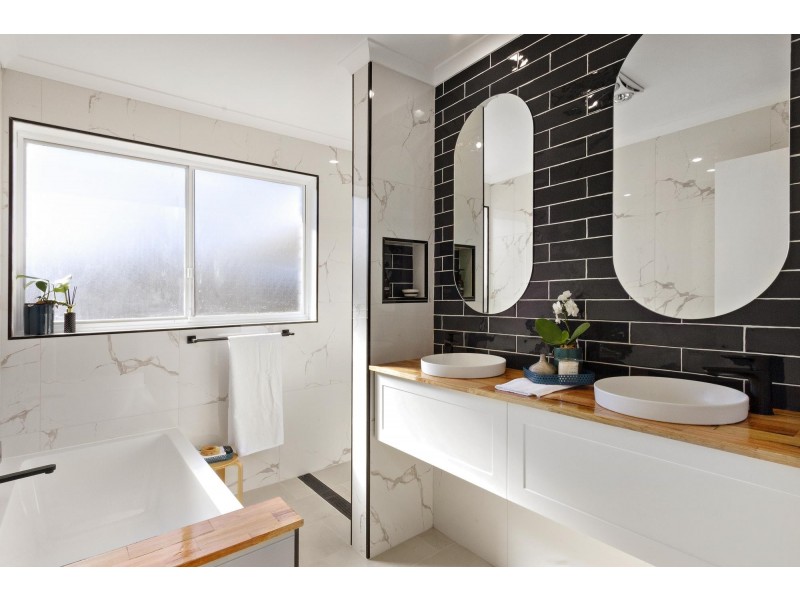 63 Bugden Avenue, Gowrie ACT 2904