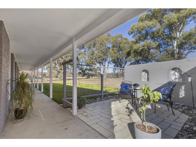 63 Bugden Avenue, Gowrie ACT 2904
