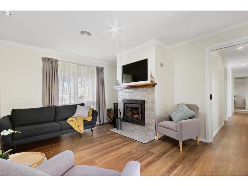 63 Bugden Avenue, Gowrie ACT 2904