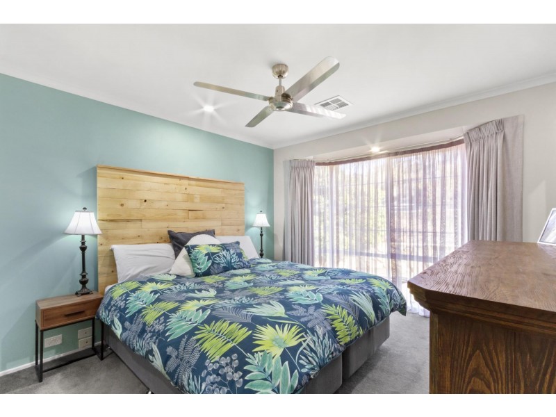 73 Louis Loder Street, Theodore ACT 2905