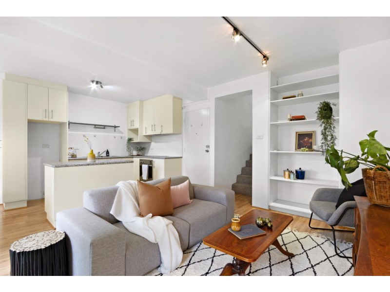 10/8 Edmondson Street, Campbell ACT 2612