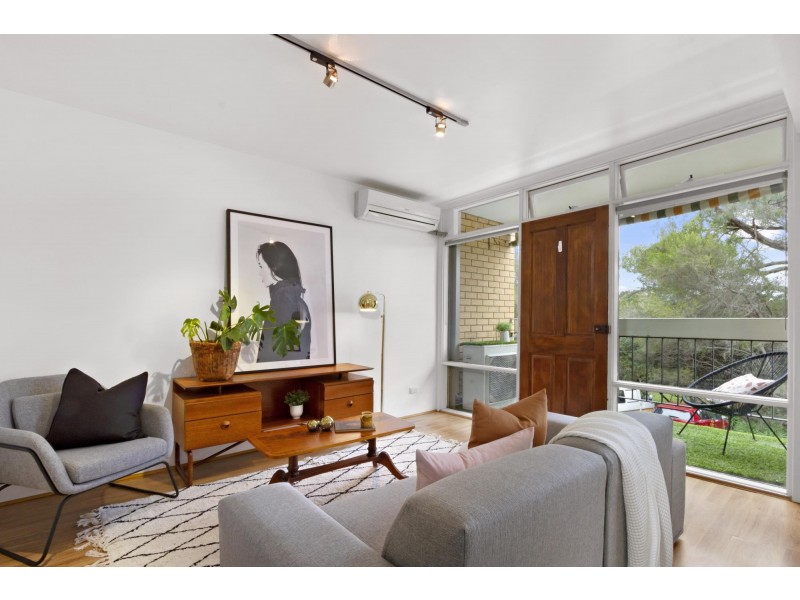 10/8 Edmondson Street, Campbell ACT 2612