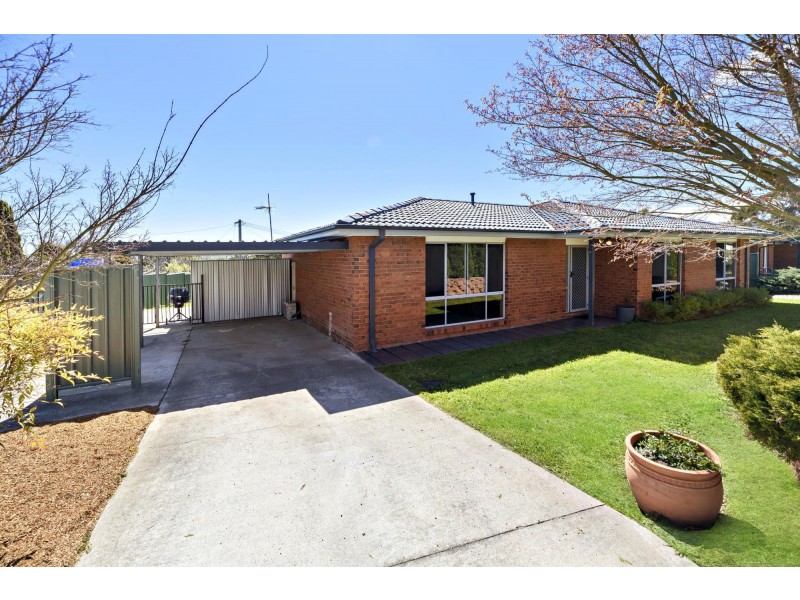 108 Lawrence Wackett Crescent, Theodore ACT 2905