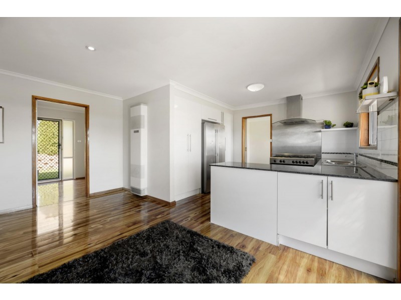 108 Lawrence Wackett Crescent, Theodore ACT 2905