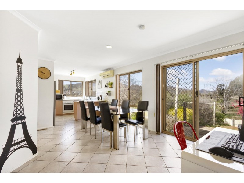 9 McVilly Close, Gordon ACT 2906