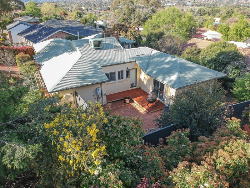 63 Callaway Crescent, Gordon ACT 2906