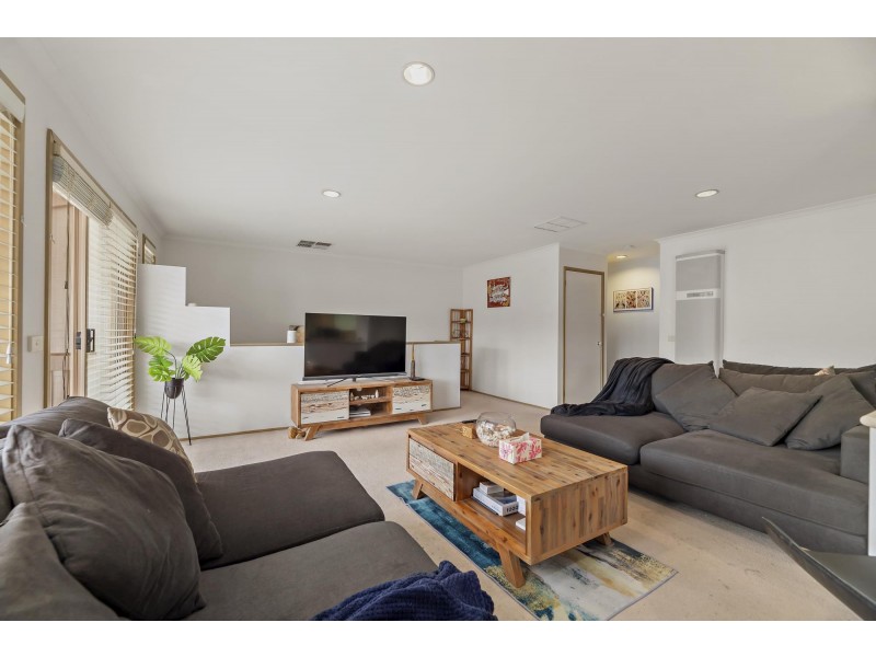 1/39 Tank Street, Phillip ACT 2606