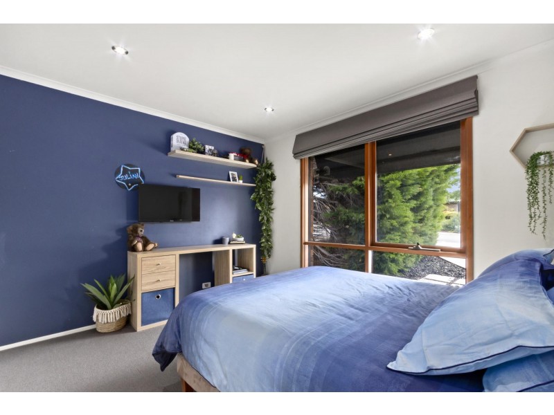 19 Sullivan Crescent, Wanniassa ACT 2903