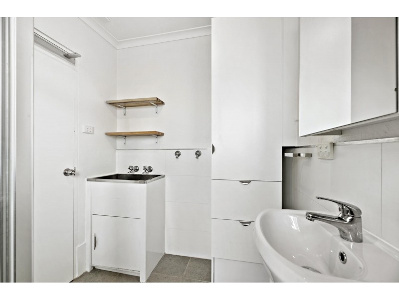 13/8 Davison Street, Queanbeyan NSW 2620