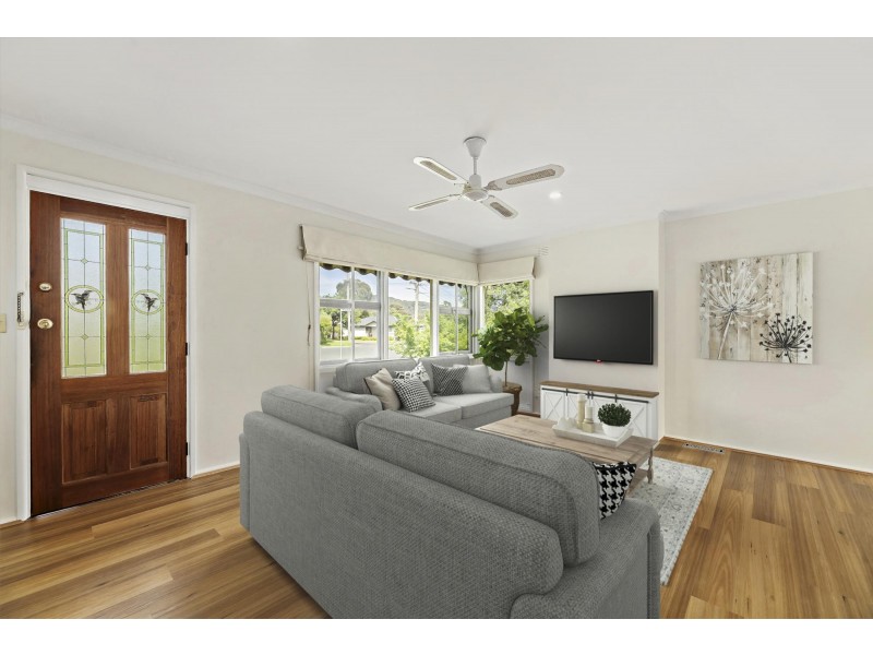 8 Dane Street, Karabar NSW 2620