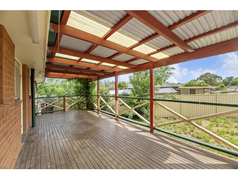 8 Dane Street, Karabar NSW 2620