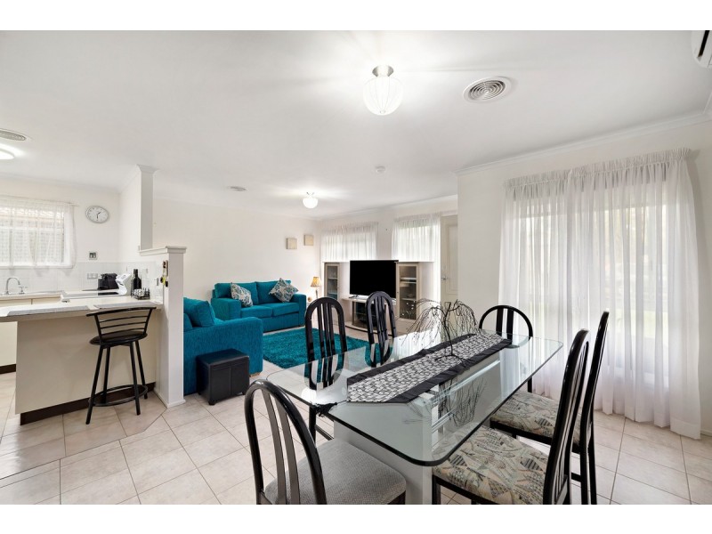 1/24 Helen Mayo Crescent, Bonython ACT 2905