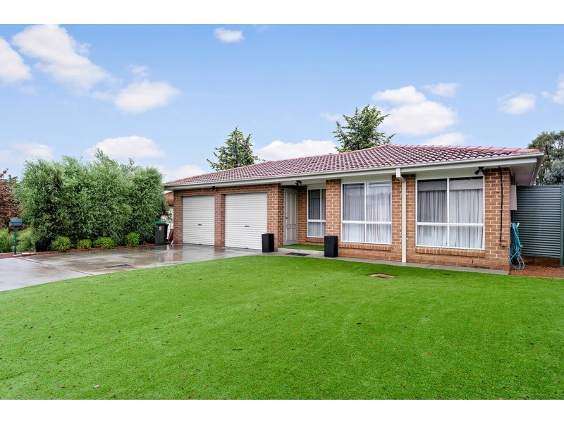 1/24 Helen Mayo Crescent, Bonython ACT 2905
