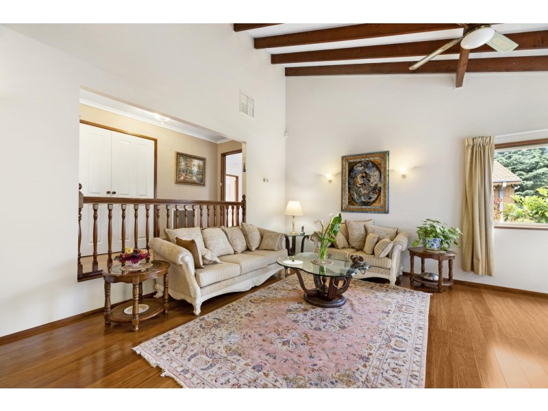 13 Adkinson Close, Isaacs ACT 2607