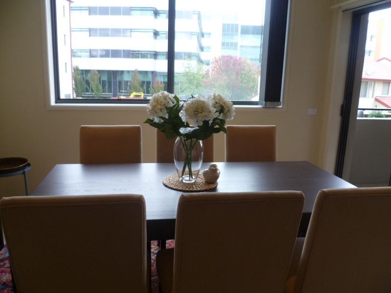 14/2 Eileen Good Street, Greenway ACT 2900