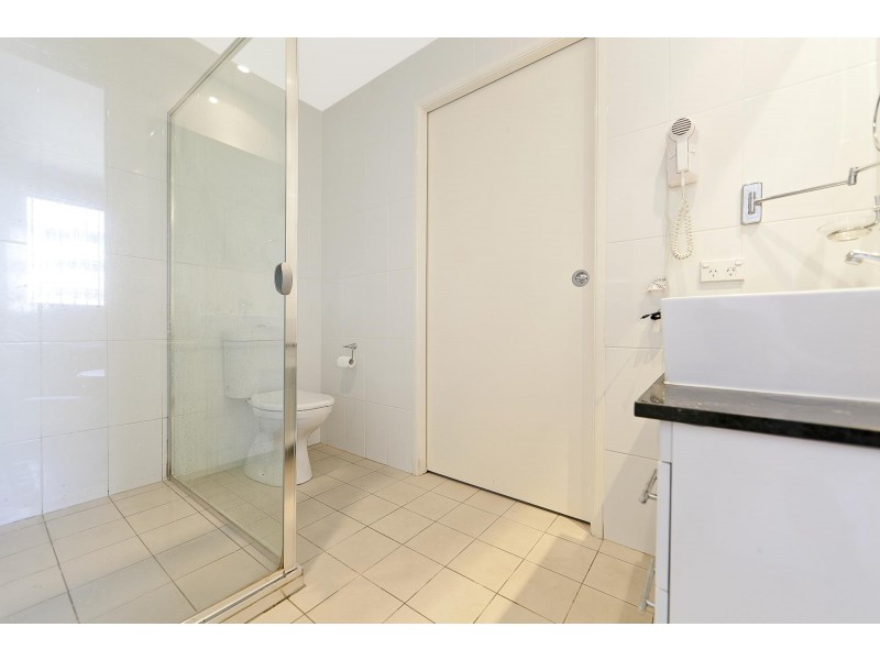 14/2 Eileen Good Street, Greenway ACT 2900