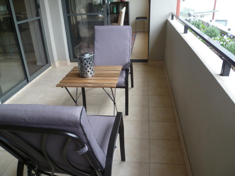 14/2 Eileen Good Street, Greenway ACT 2900