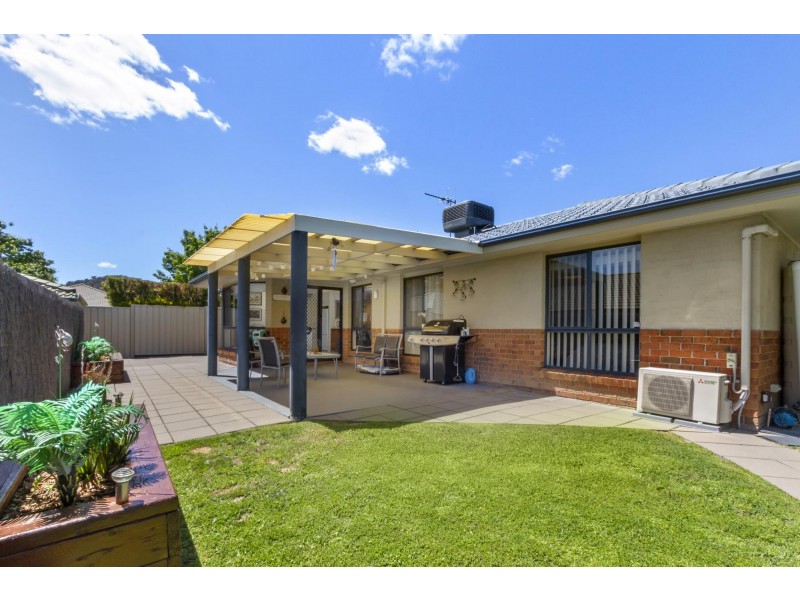 9 Betty Maloney Crescent, Banks ACT 2906