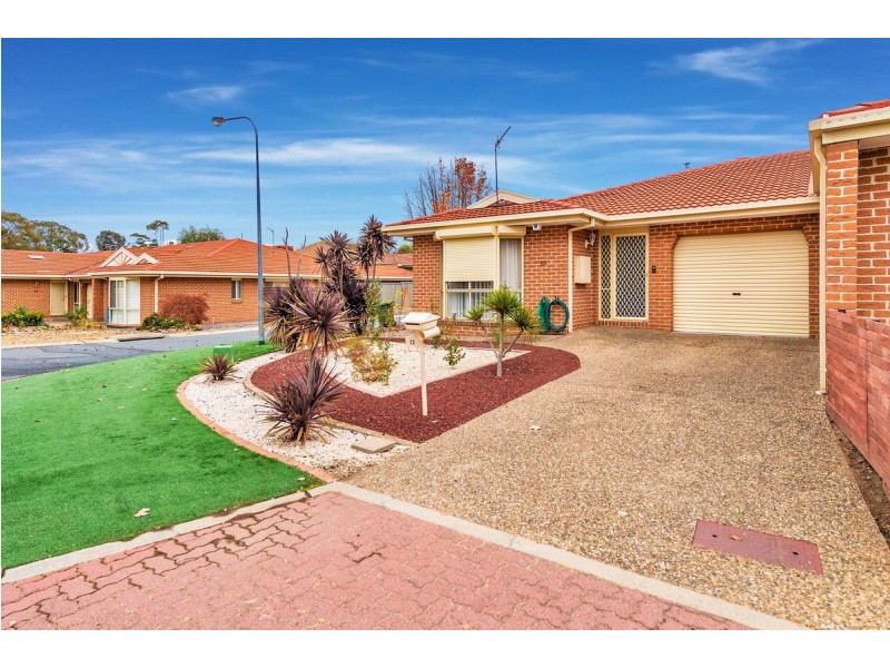 13 Nambir Court, Bonython ACT 2905