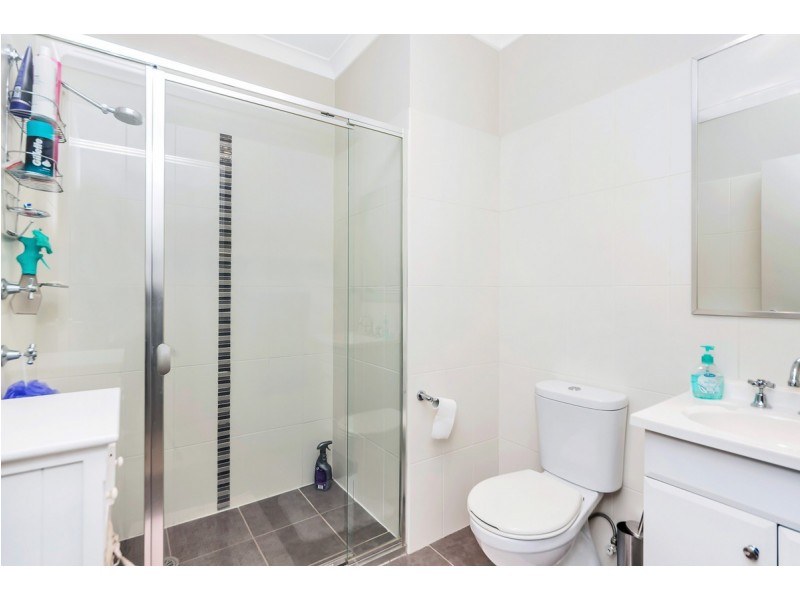 2/1 Ashley Drive, Wanniassa ACT 2903