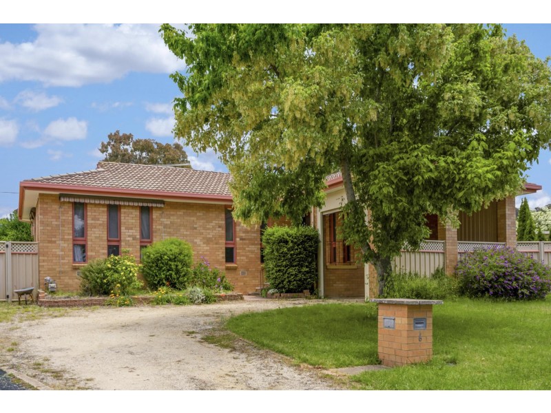 6 Valli Place, Chapman ACT 2611