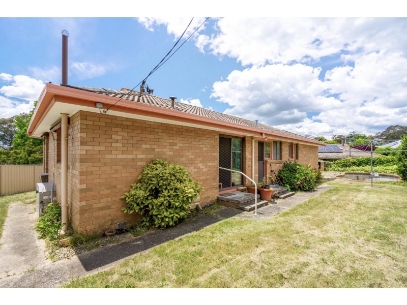 6 Valli Place, Chapman ACT 2611