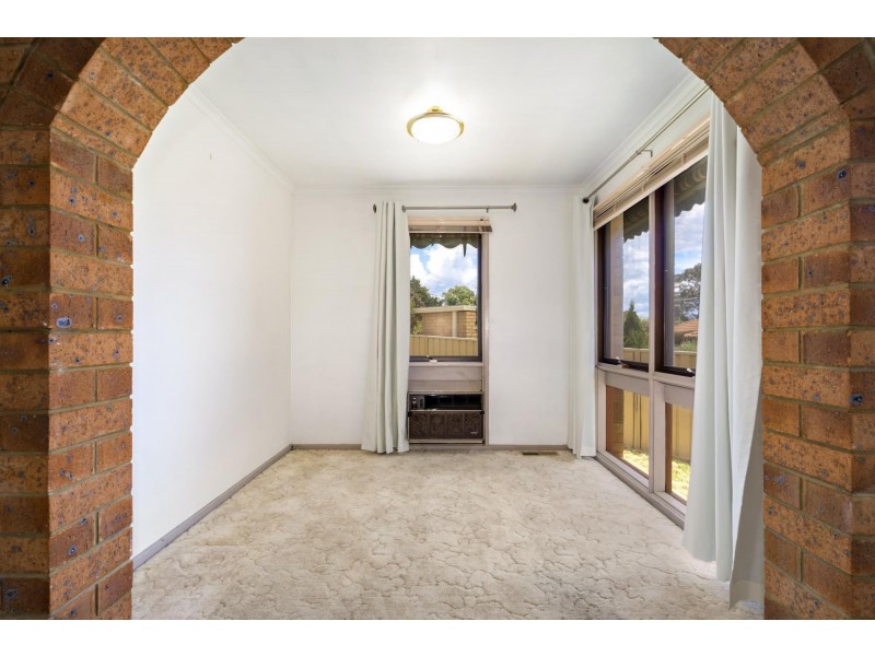 6 Valli Place, Chapman ACT 2611