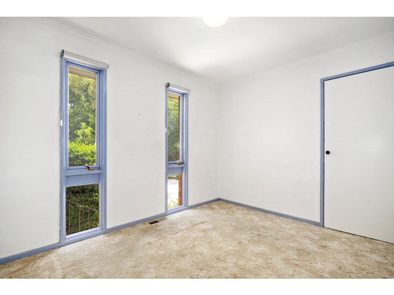 6 Valli Place, Chapman ACT 2611