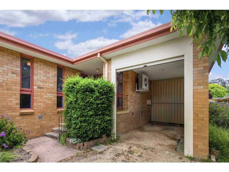 6 Valli Place, Chapman ACT 2611