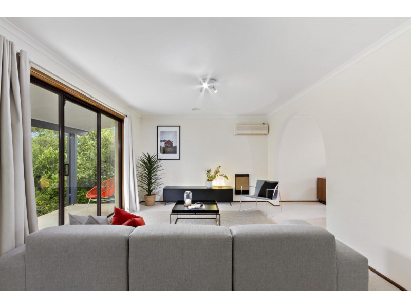 6 Corser Close, Fadden ACT 2904