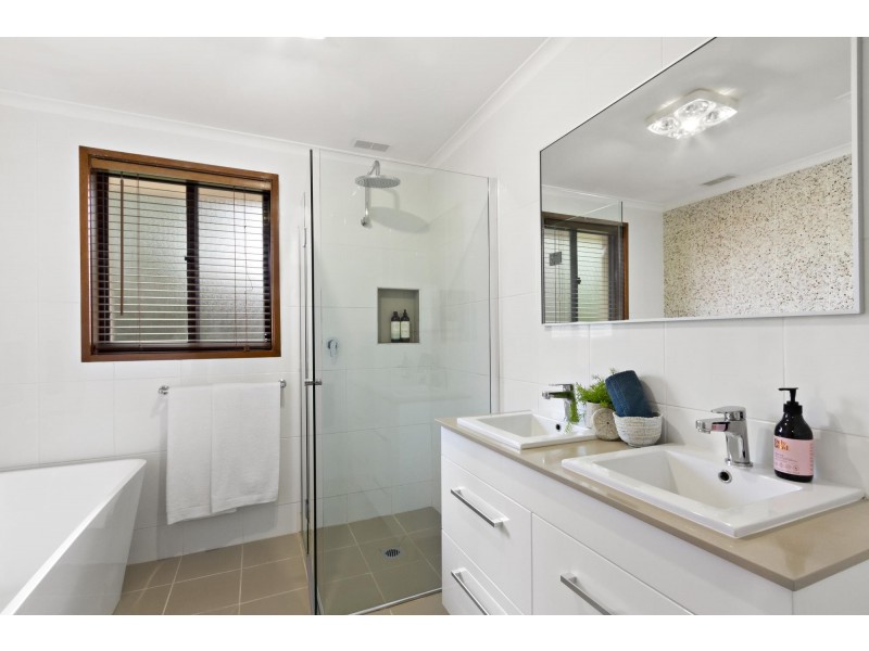 6 Corser Close, Fadden ACT 2904