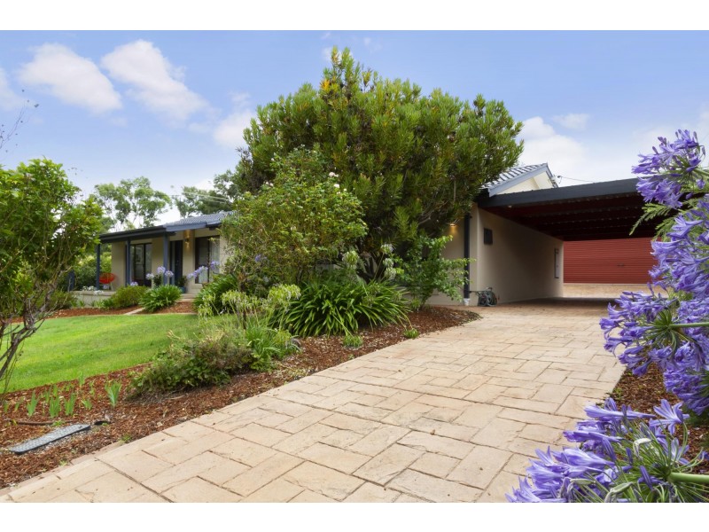 6 Corser Close, Fadden ACT 2904