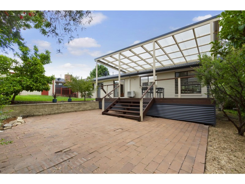6 Corser Close, Fadden ACT 2904