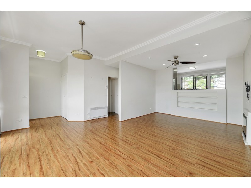 85 Rowe Place, Phillip ACT 2606