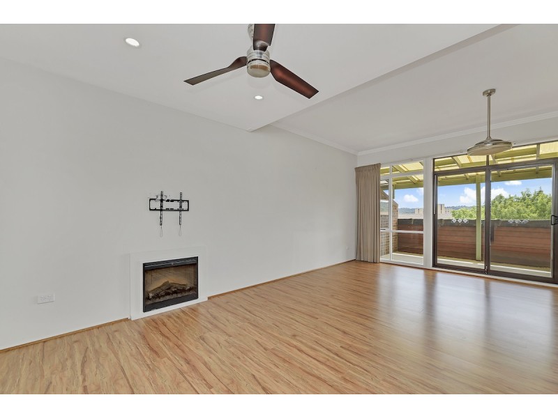 85 Rowe Place, Phillip ACT 2606