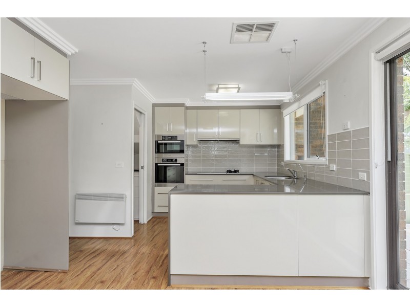 85 Rowe Place, Phillip ACT 2606