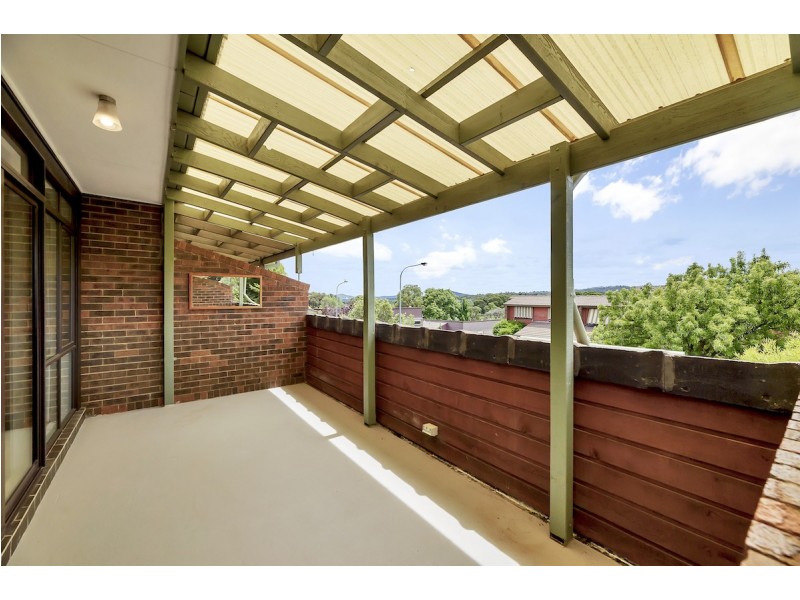 85 Rowe Place, Phillip ACT 2606