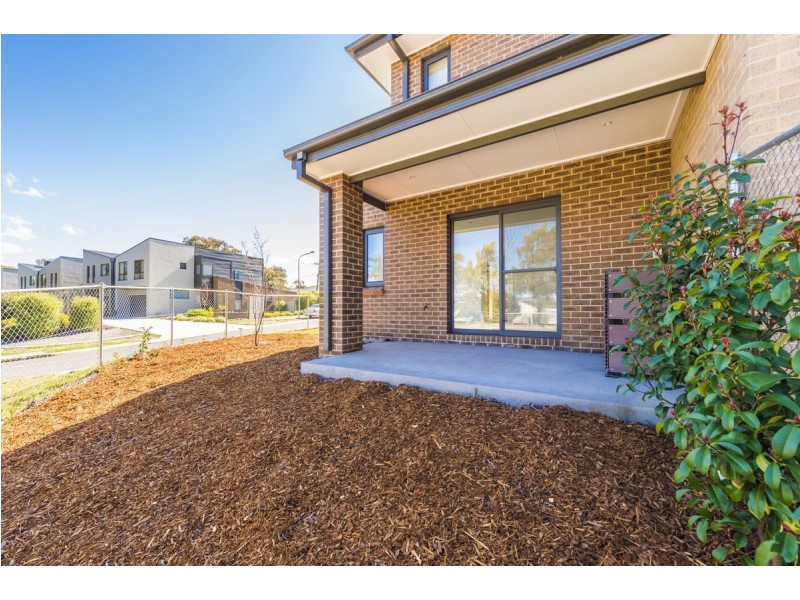 16/81 McWhae Circuit, Wanniassa ACT 2903