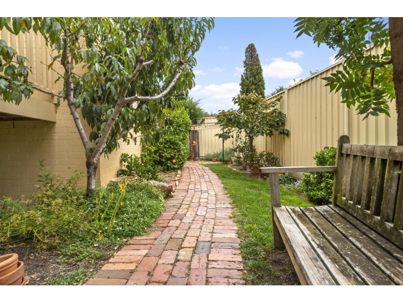7 O’Hanlon Road, Queanbeyan NSW 2620