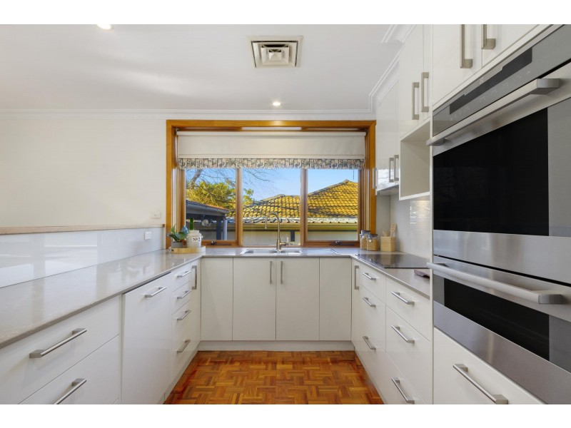 9 Dennes Place, Lyons ACT 2606