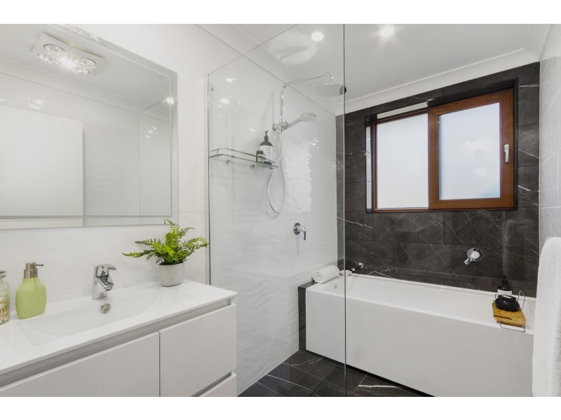 9 Dennes Place, Lyons ACT 2606